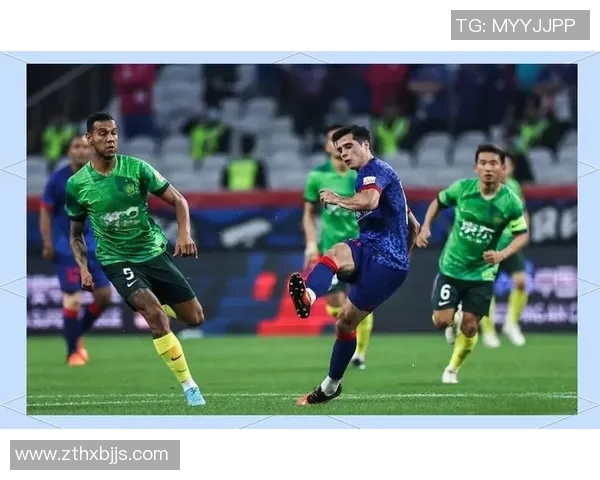 中超赛季中段换帅潮涌现多队战术风格调整引发激烈竞争态势